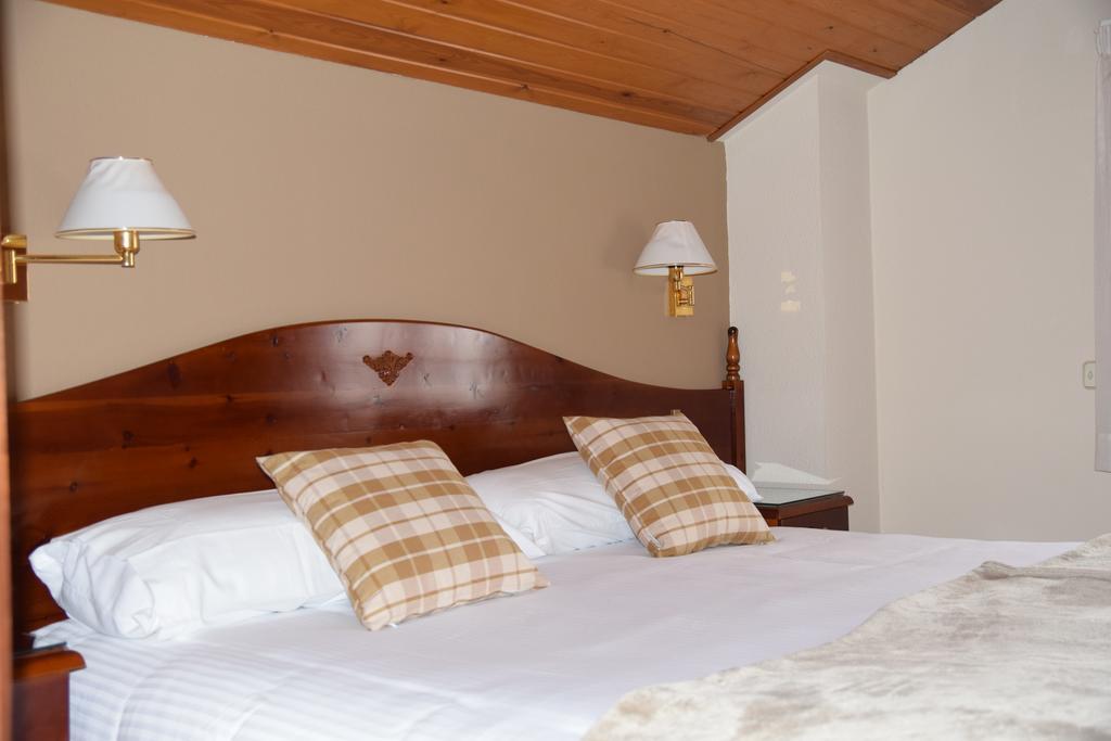 Hotel Roca Alp Exteriér fotografie