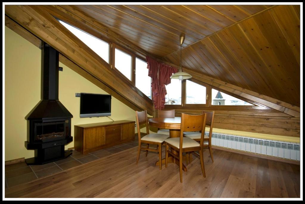 Hotel Roca Alp Pokoj fotografie