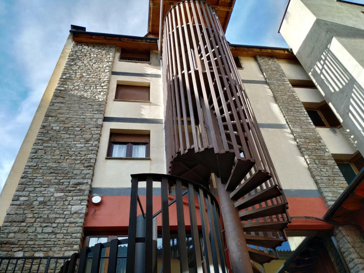 Hotel Roca Alp Exteriér fotografie